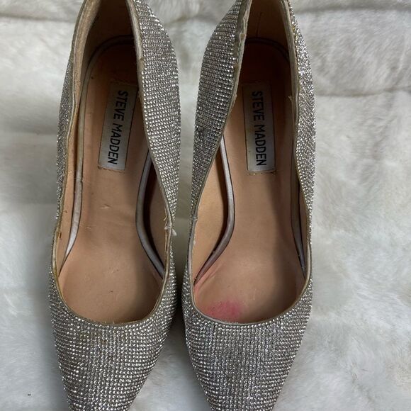 Steve Madden Daisie Crystal heels pointed toe 4.5 “ heels size 7M - Picture 8 of 10